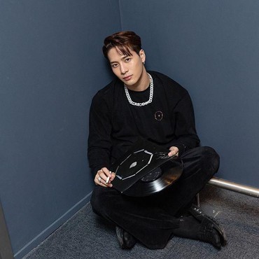 Tunda Konser di Beijing, Jackson Wang Rela Ganti Biaya Akomodasi Fans