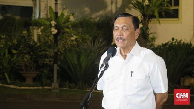 Luhut Turun Gunung, Kenaikan Pajak Hiburan 40-75 Persen Akan Ditunda Menko Marinves Luhut Panjaitan turun gunung menyelesaikan polemik kenaikan pajak hiburan ke 40-75 persen. Ia memutuskan menunda kenaikan tarif pajak itu.