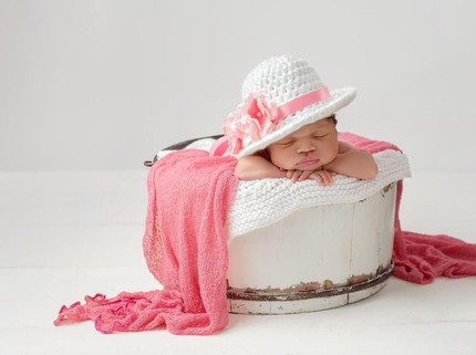 100 Nama Bayi Perempuan Modern Berbagai Makna Berawalan C
