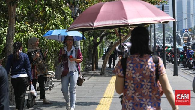 BMKG Beberkan Soal Hoaks Suhu Panas Indonesia BMKG membeberkan catatan soal hooaks suhu panas di Indonesia yang sempat beredar lewat pesan instan.
