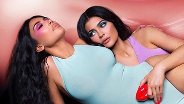 img-title Kim Kardashian Ulang Tahun, Kylie Jenner Tulis Pesan Mengharukan