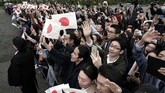 FOTO: Ritual Menuju Penobatan Naruhito Menjadi Kaisar Jepang Kaisar Jepang, Naruhito, dan Permaisuri Masako hari ini menjalani upacara ritual sebagai bagian dari proses penobatan kekaisaran Tahta Seruni.