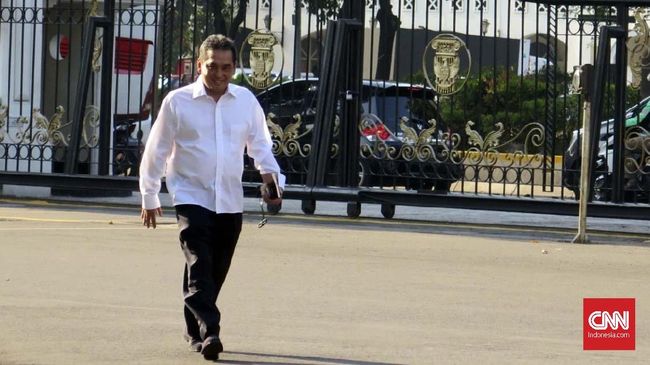 Jadi Mendag, Agus Suparmanto Bakal Pangkas Aturan Ekspor Mendag Agus Suparmanto bakal memangkas sejumlah peraturan yang menghambat ekspor. Hal itu sesuai amanat Jokowi untuk mengerek kinerja perdagangan.