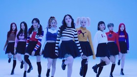 Hyebin, Jeonwoo, dan JooE MOMOLAND Buka Akun Instagram