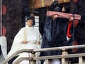 Kaisar Jepang Dilantik hingga Raja Thailand Cabut Gelar Selir
