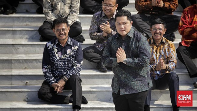 Menteri BUMN Erick Thohir meminta Jokowi memberikan tiga wakil menteri untuknya guna mengurusi perusahaan pelat merah yang jumlahnya mencapai 142.