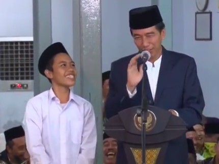 Ini Muhammad Aska, Santri yang Beri 'Ramalan' Kocak soal Prabowo
