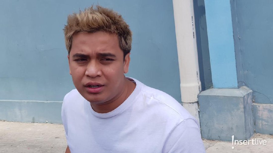 Pantang Jomblo, Billy Syahputra Pacari Adik Olla Ramlan? Billy Syahputra dikabarkan memiliki pacar baru yaitu Picci Ramlan.