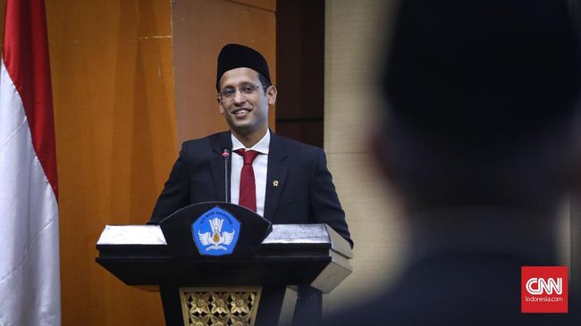 Nadiem Hapus Ujian Nasional Mulai 2021