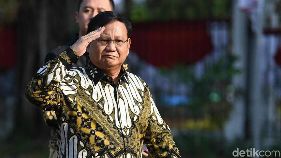Arti yang tersimpan pada motif batik yang dikenakan Prabowo