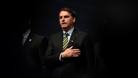 Presiden Brasil Sebut Kebijakan Lockdown Hancurkan Negara