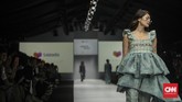 FOTO: Style Space dan Kreasi Desainer Lokal di JFW 2020 Bekerja sama dengan LAZADA, desainer dan label Jenahara, Danjyo Hiyoji, dan Hattaco berbagi panggung dalam 'Style Space' di ajang Jakarta Fashion Week 2020.