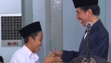 img-title Santri Muhammad Aska Pernah 'Ramal' Prabowo Jadi Menteri, Eh Kejadian!