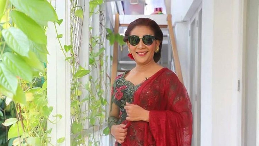 2. Susi Pudjiastuti Kegiatan beberapa menteri yang tidak lagi menjabat di Kabinet Indonesia Maju.