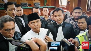 Ahli Bahasa Bantu Polisi Bedah Pernyataan Gus Nur soal NU Polisi mempersilakan Gus Nur menempuh praperadilan apabila merasa tidak sependapat dengan tindakan kepolisian selama proses hukum.