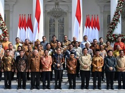Jokowi-Maruf Sudah Bicara, Ini Daftar Menteri Layak Reshuffle Versi Survei
