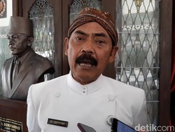 FX Rudy Absen Rakernas PDIP: Kalau Ditegur DPP ya...