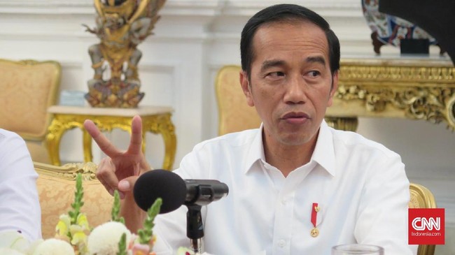 Dalam forum ASEAN-Korea CEO Summit, Jokowi mengungkap Indonesia akan mewajibkan penggunaan B30 tahun depan.