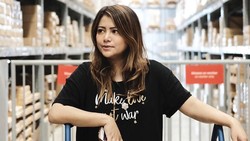 7 Potret Cantik Wina Natalia, Mantan Istri Wishnutama