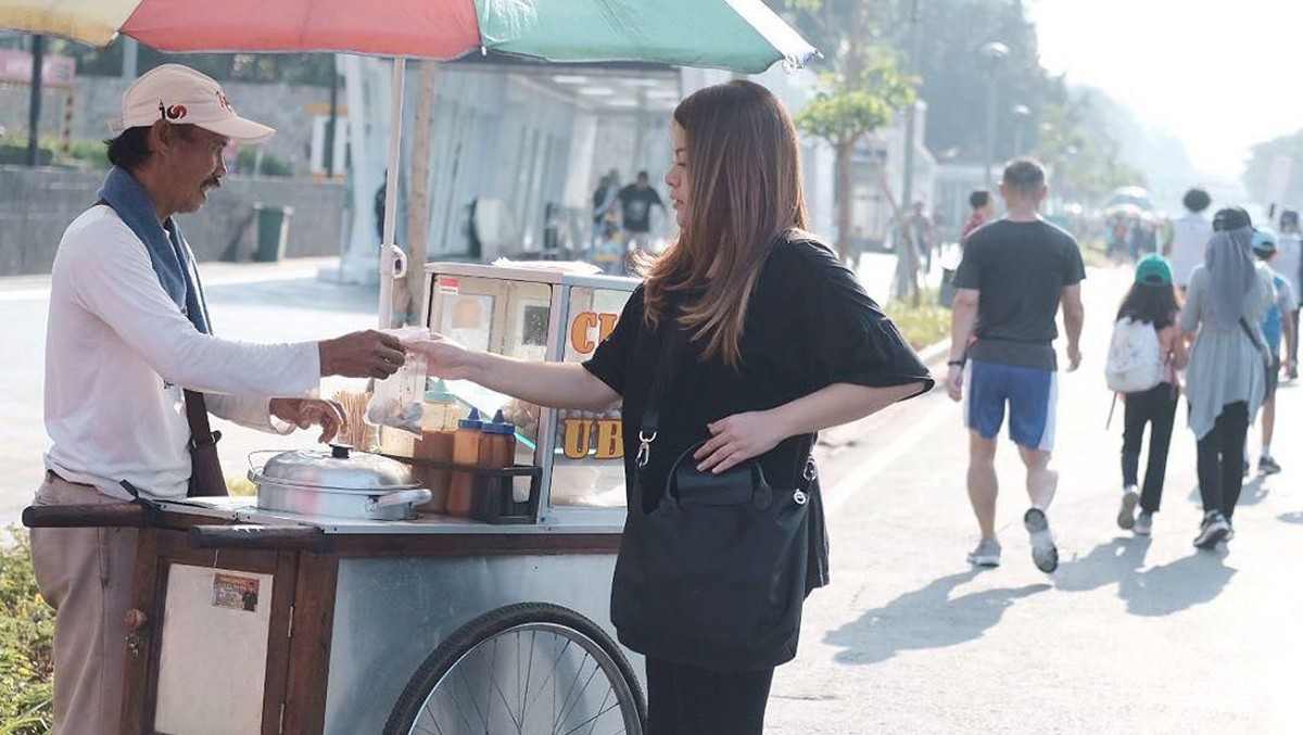 Tujuh potret cantik istri Anji eks Drive&comma; Wina Natalia&comma; yang curi perhatian usai ucapan selamatnya untuk mantan suaminya&comma; Wishnutama&period;