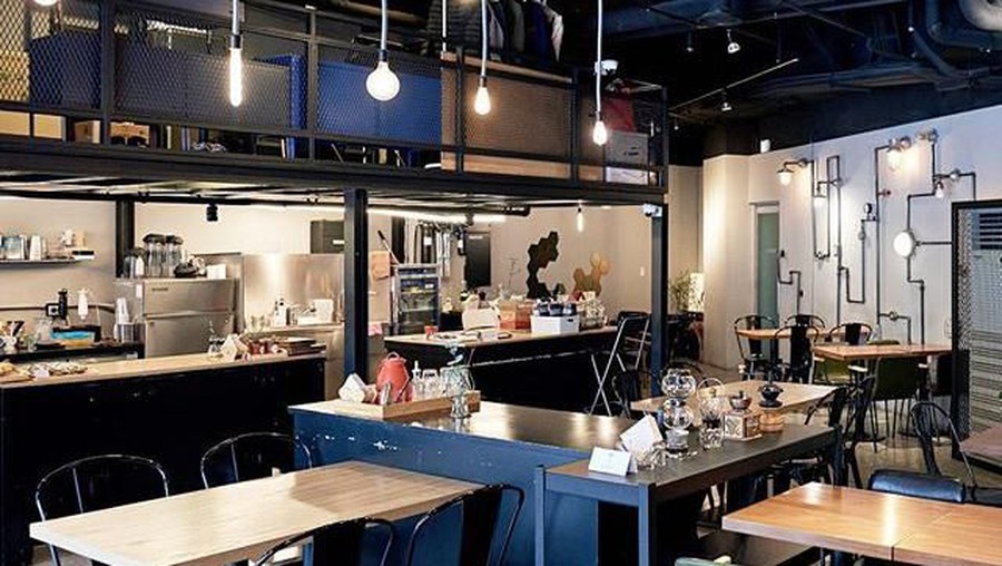 3. &Gather Cafe Beberapa lokasi syuting BTS yang dijadikan tempat wisata