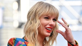 Taylor Swift Jadi Penampil Utama Glastonbury 2020