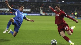 Emosi Mane Dikartu Kuning, Bek Liverpool Ancam Pemain Lawan