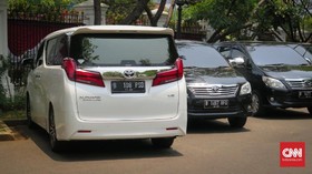 Melihat Pajak Mobil Alphard yang Sering Dipakai Prabowo