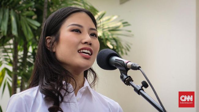 Angela Tanoesoedibjo ingin turis lokal lebih sering wisata di dalam negeri ketimbang ke luar negeri.