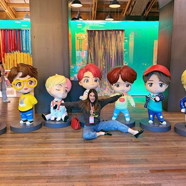 Putus Cinta, Luna Maya Butuh '7 Cowok' untuk Kembali Bahagia