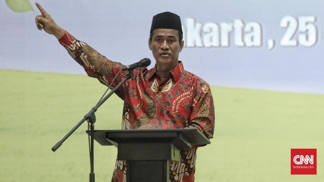 Jokowi menunjuk Amran Sulaiman menjadi menteri pertanian untuk kedua kalinya guna menggantikan posisi Syahrul Yasin Limpo yang mundur karena kasus korupsi.