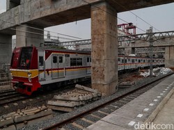 Banjir, Sejumlah Perjalanan KRL Terganggu
