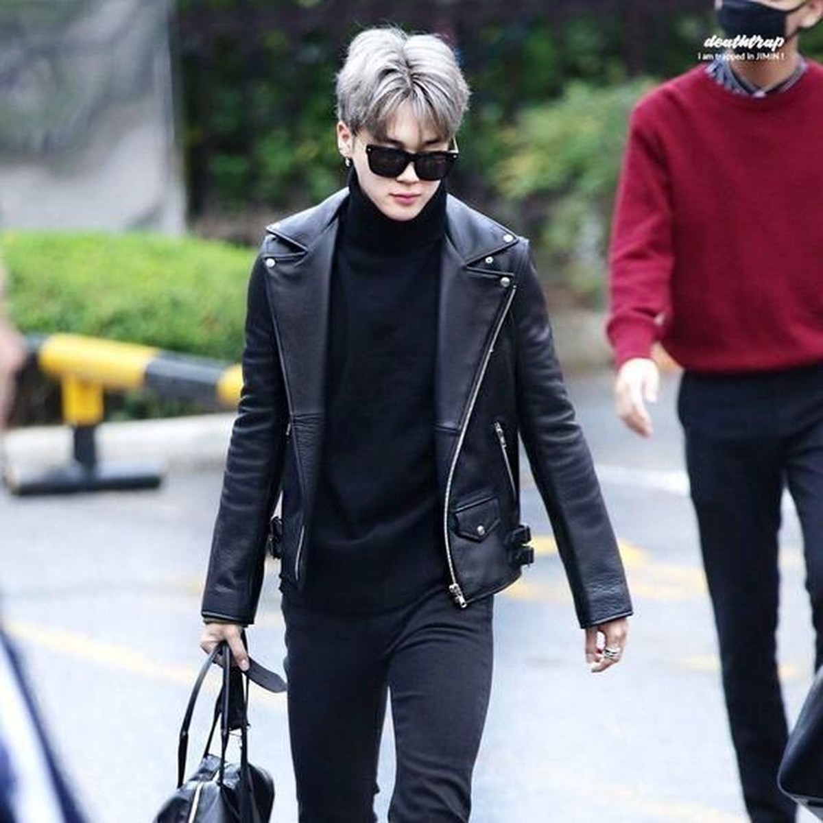 Beberapa potret Jimin BTS dengan gaya fashion yang buktikan dirinya seorang fashionista&period;