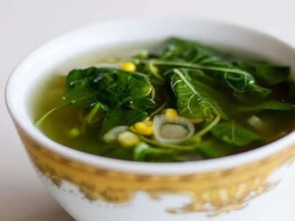 Resep Sayur Bening Bayam, Bergizi dan Praktis untuk Hidangan Keluarga