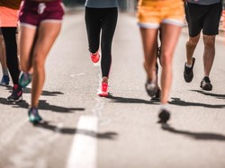 Jaga Performa Tubuh, 6 Jenis Latihan Ini Bantu Recovery Pasca Marathon