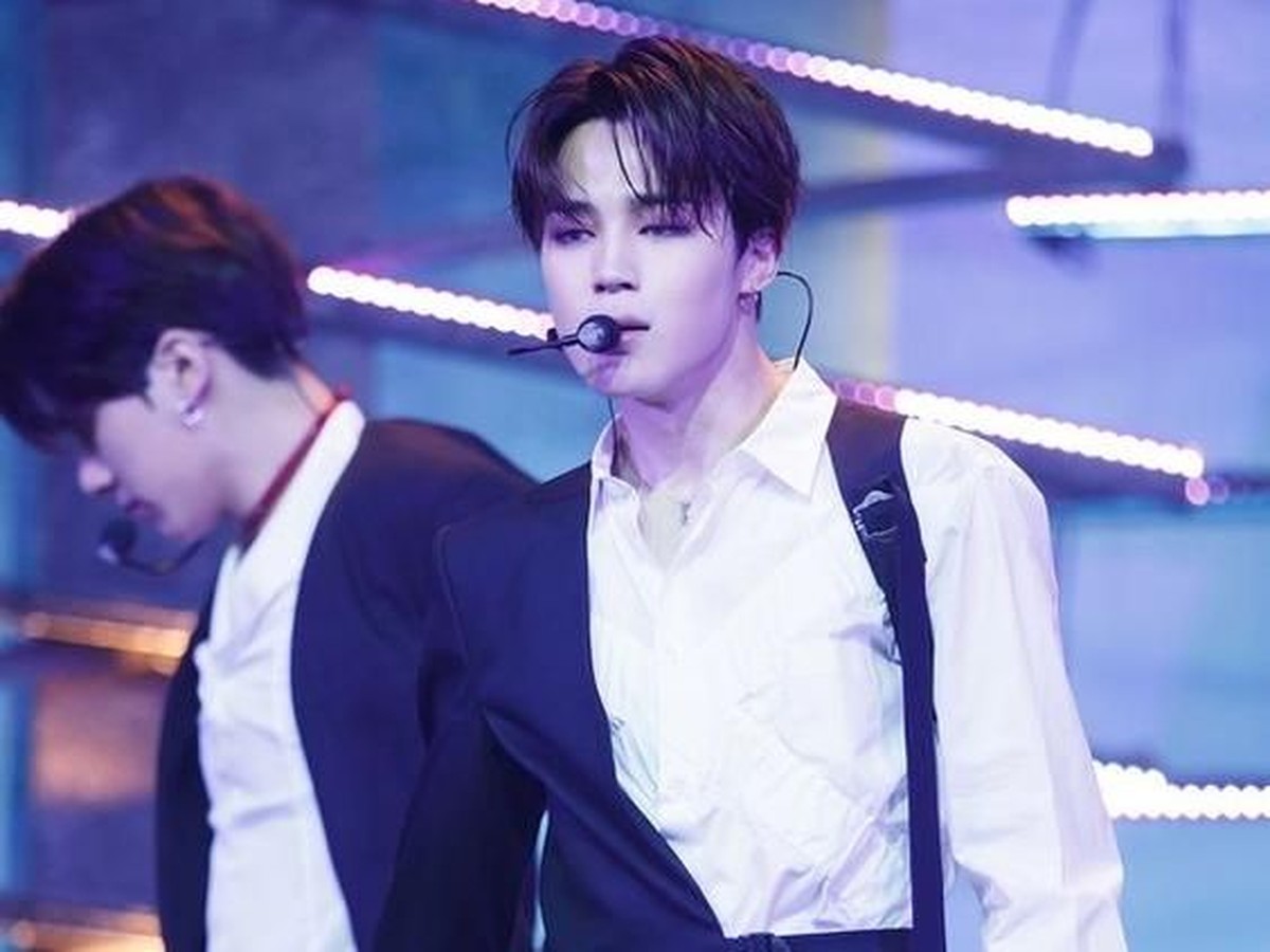 Beberapa potret Jimin BTS dengan gaya fashion yang buktikan dirinya seorang fashionista&period;