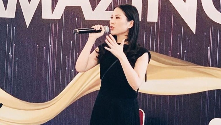 6 Fakta Menarik Angela Tanoesoedibjo yang Jadi Wamen di Kemenparekraf Angela Tanoesoedibjo berhasil ditunjuk sebagai Wakil dari Wishnutama di Kementerian Pariwisata dan Ekonomi Kreatif.