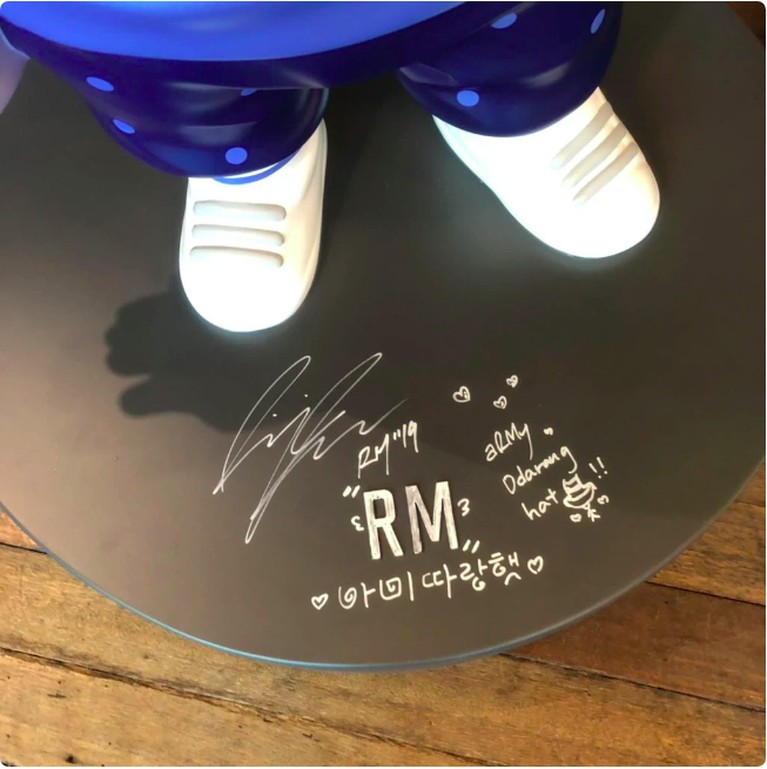 RM menulis,