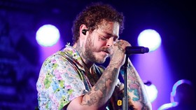 Post Malone Batalkan Konser Usai Dilarikan ke Rumah Sakit