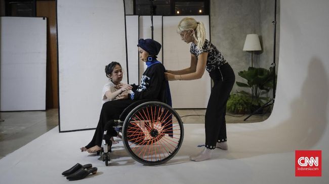 Peringatan Hari Disabilitas Internasional pada Selasa (3/12) memperjuangkan hak-hak kelompok difabel untuk menyongsong akses masa depan yang setara.
