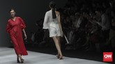 Sementara koleksi Peggy Hartanto lebih terinspirasi dari gaya-gaya Mexico dan Frieda Kahlo. (CNN Indonesia/Bisma Septalisma)