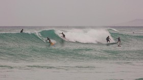 Surfing di Kota Ombak Papua