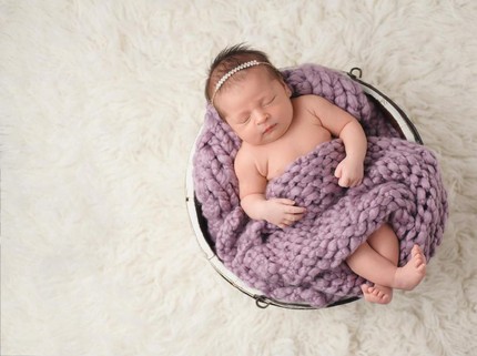 110 Nama Bayi Perempuan Islami untuk Anak yang Lahir di Bulan Desember
