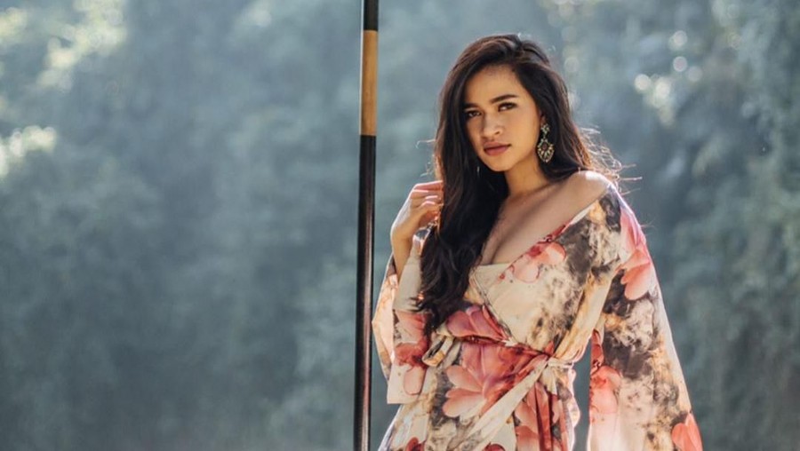 3 prestasi Putri Amelia di ajang kecantikan Tanah Air.