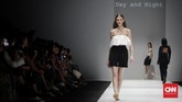 FOTO: Kala Nuansa Modern dan Klasik Bercumbu dalam Busana Indonesia Fashion Forward (IFF) mewarnai panggung Jakarta Fashion Week (JFW) 2020 dengan karya PVRA, Lekat, dan Day and Night pada Sabtu (26/10).