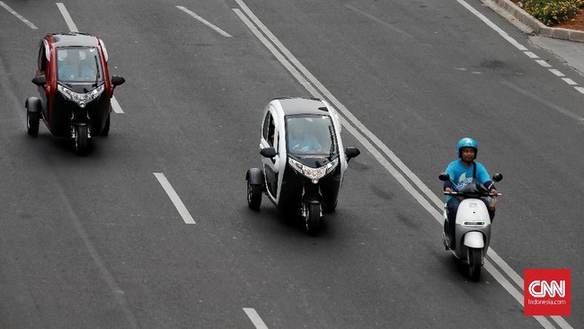 Pemerintah punya pemikiran untuk memanfaatkan bengkel resmi dalam urusan konversi sepeda motor dari mesin pembakaran dalam ke penggerak murni listrik.