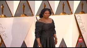 VIDEO: Whoopi Goldberg Kembali ke Peran Ikonik 'Sister Act'