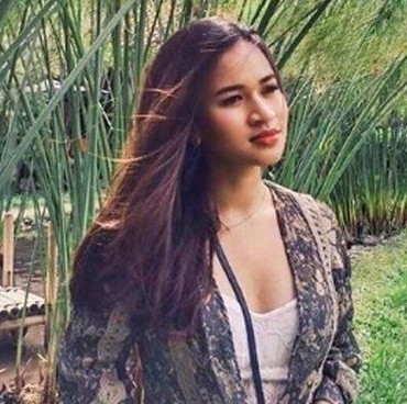 Terpopuler: Pose Sensual Putri Amelia hingga Artis PA Terjerat Prostitusi