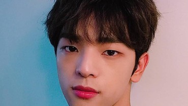 img-title Woojin Hengkang, Album Baru Stray Kids Ditunda