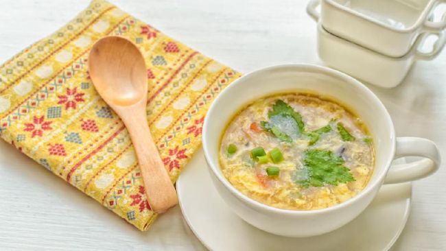  Resep  Sop Tomat Telur Simple Ala DEBM  Santap Malam Pasti 